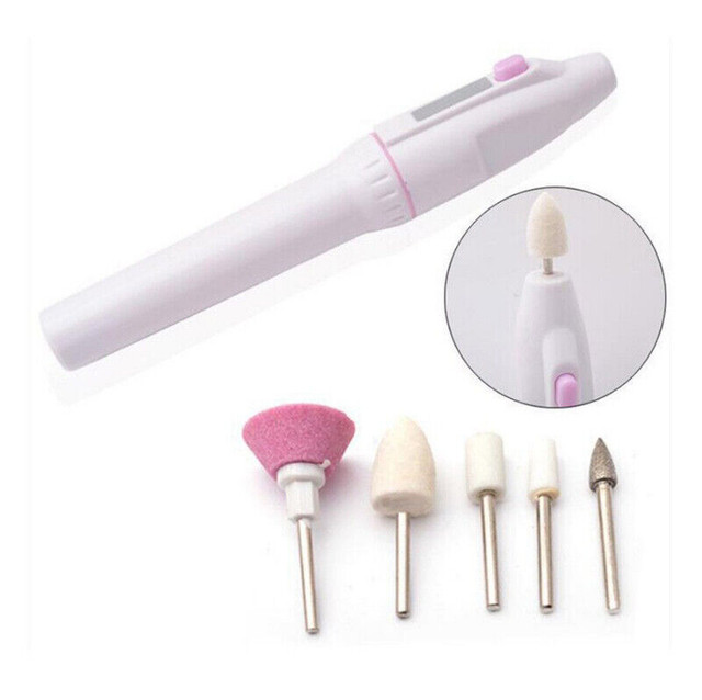 Professional Nail Trimming kit Electric Manicure Pedicure manucu dans Santé et besoins spéciaux  à Ville de Montréal - Image 2