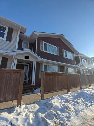 2307 St. Mary’s Road, Winnipeg (St. Vital / River Park South) $2,100/month | Available ASAP Approx....