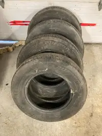 4 pneus d’été 215/70R15