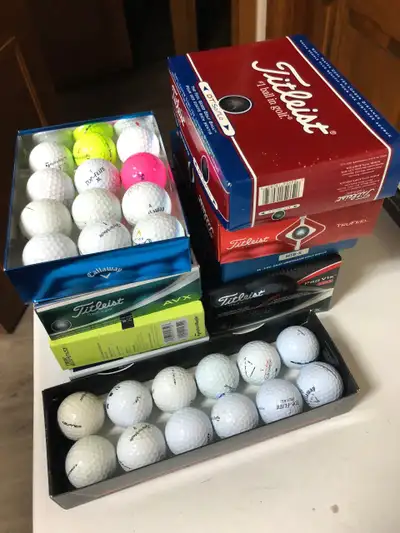 Balles de golf usagées de différentes marques, View more