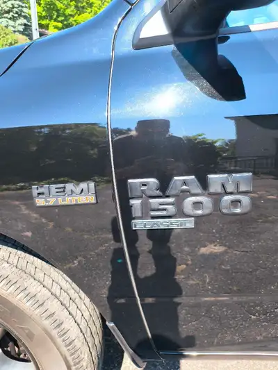 2020 4X4 DODGE RAM HEMI for sale. At 31100 KM's this truck is in immaculate condition! Asking : $38,...