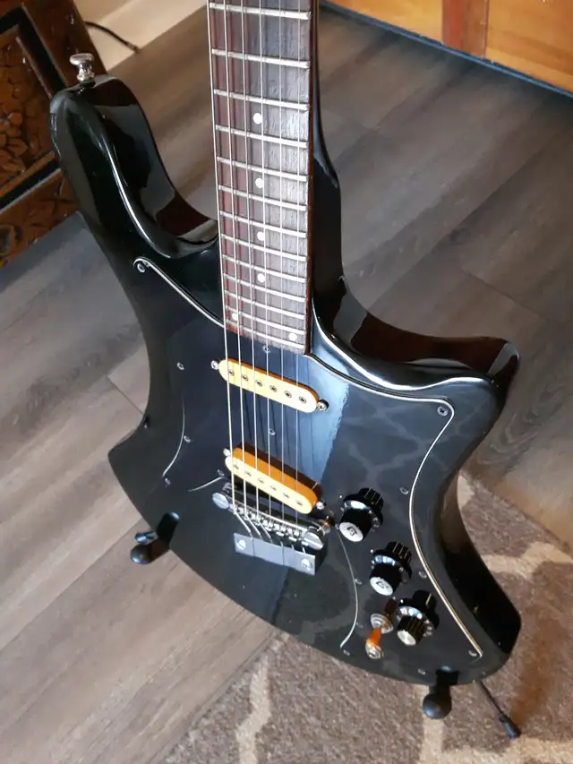 Vintage Guild S60D in Guitars in Mississauga / Peel Region - Image 7