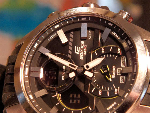 Brand new Casio Edifice Men's watch with Bluetooth. in Jewellery & Watches in St. Catharines - Image 2
