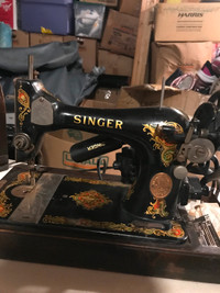Antique 1911 Singer Sewing Machine