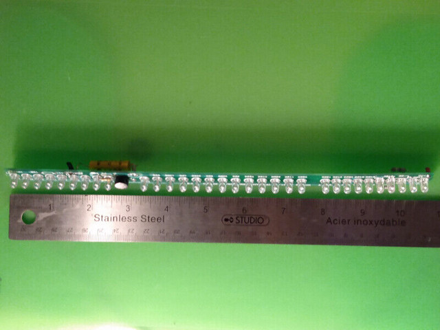 32 LED Light bar AC/12VDC 270mm 0.62''x 10.625''x 0.062'' dans Autre  à Laval/Rive Nord