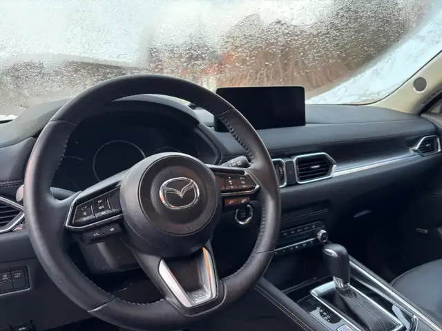 Lease Takeover - 2024 Mazda CX-5 GT in Cars & Trucks in Oshawa / Durham Region - Image 5