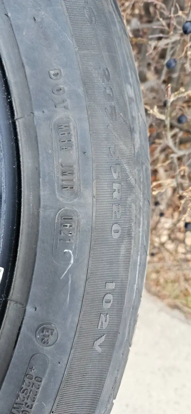 Goodyear Eagle Touring Tires. 235 55r20. Highlander. 2021. in Tires & Rims in Calgary - Image 3