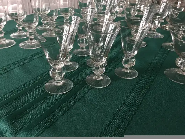 VINTAGE STEMWARE63234963176195122