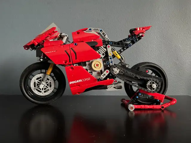 Lego Ducati Motorcycle Model in Arts & Collectibles in Ottawa - Image 2