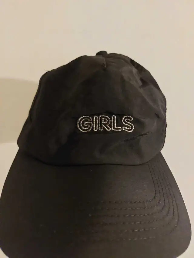 Hat - Girls in Men's in City of Toronto - Image 2