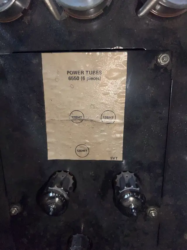 Vintage Ampeg 300W Tube Bass Amp – Legendary Tone in Amps & Pedals in North Bay - Image 8