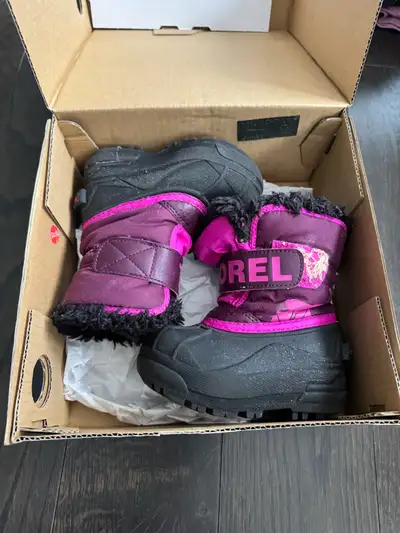 Sorel toddler size 6 snow boots, View more