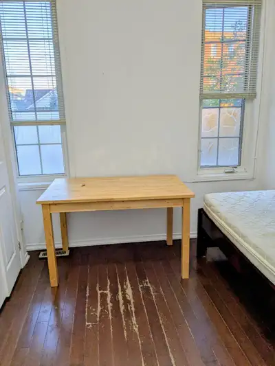 Walking distance to York University Furnished Private bathroom inside Utilities and WiFi included $8...