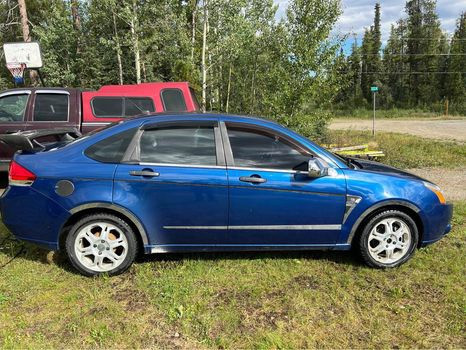 ⭐️New Price ⭐️ Original Owner 2008 Ford Focus Ses for sale in Cars & Trucks in Whitehorse - Image 2