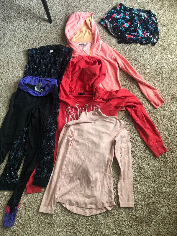 Girls clothing bundle in Kids & Youth in Winnipeg - Image 2