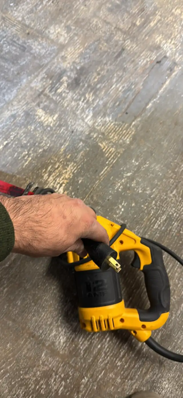 DeWalt Reciprocating Saw in Power Tools in London - Image 3