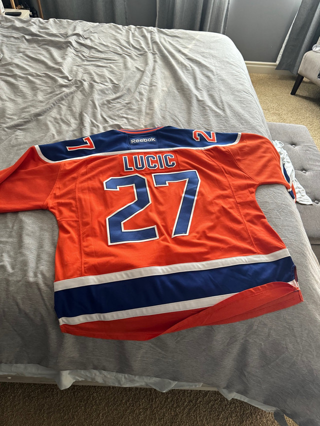 Oilers authentic Reebok jersey 2xl in Men's in Edmonton