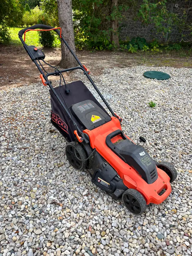 Black and Decker electric lawn mower