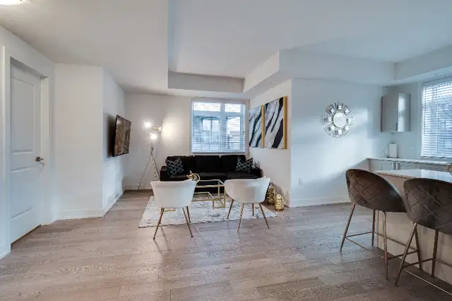 Townhouse  Available in Land for Sale in Mississauga / Peel Region - Image 5