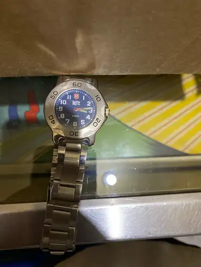 Hitt Watch, View more