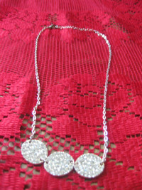 Sparkly Fashion Necklace