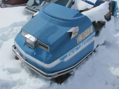 1971 SNO-JET STAR-JET DELUXE 338 SNOWMOBILE FOR PARTS OR RESTORATION NOT RUNNING $600.00 FIRM.