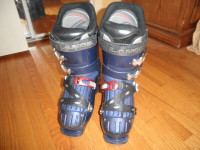 Lange Downhill Ski Boots - Size 24.5