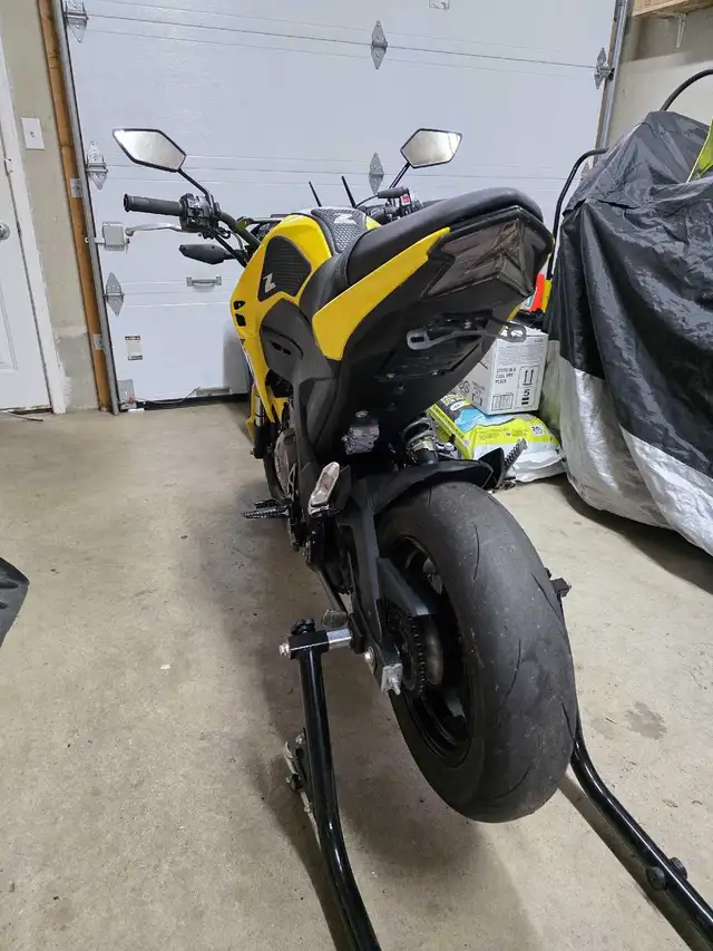 Kawasaki Z125 in Sport Bikes in St. Catharines - Image 3