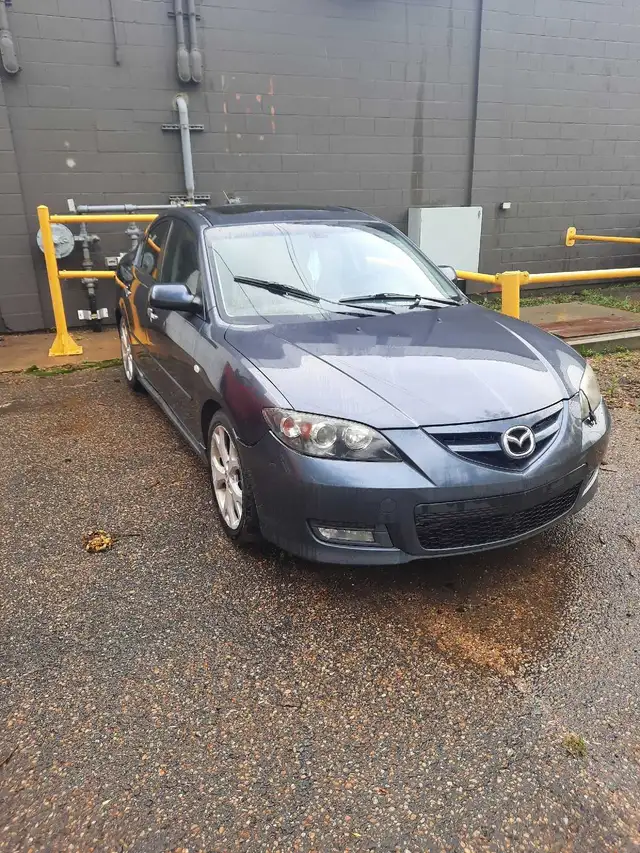 Mazda 3, ready for winter571964689273344003