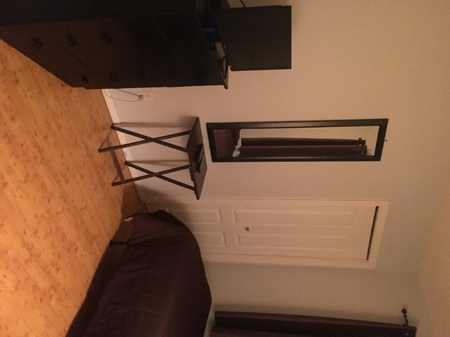 Furnished Room for rent 650 month. No D.D required! Room Rentals