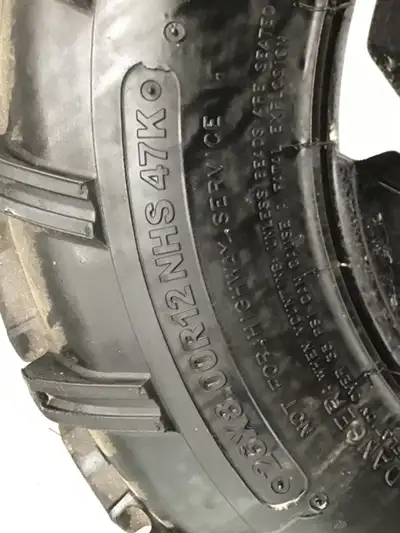 Carlisle 26 x8:00r12 on can am rims
