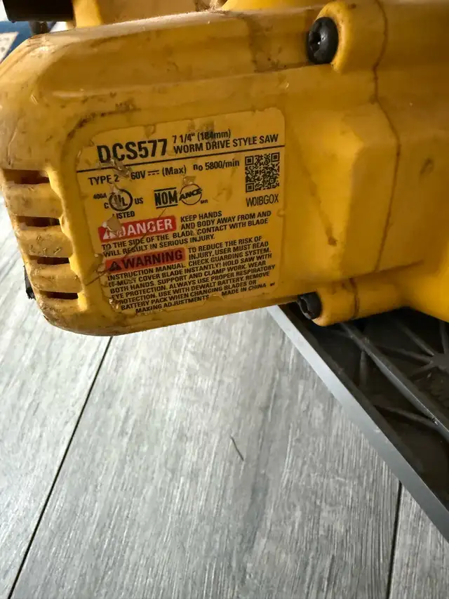 DeWalt 60V Circular Saw with 6ah battery and charger in Power Tools in Oshawa / Durham Region - Image 5