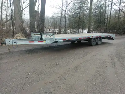 2021 Silver Mountain galvanized 14,000lbs deckover trailer - 2 - 7000lbs electric brake axles - 8’6”...