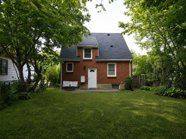 Basement apartment - 1 bedroom, 1 bathroom, private