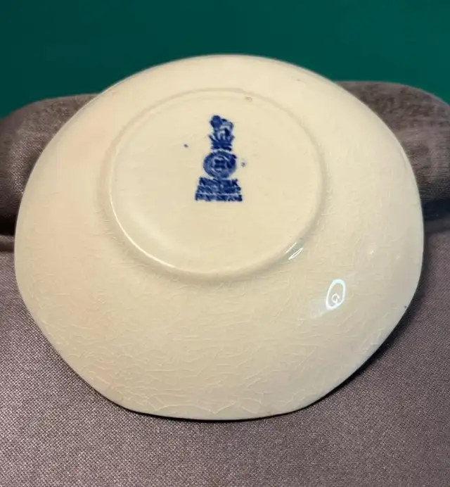Royal Winton Saucer586012814570301443