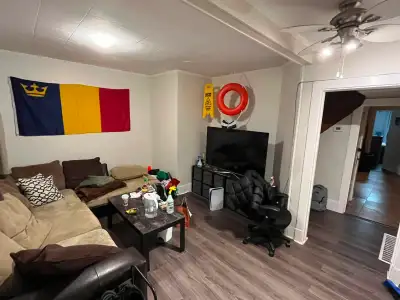 Available Room: Subletting 1 furnished spacious bedroom in a renovated 5-bedroom, 2-bath house House...