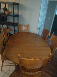 Solid Oak Dining table with 6 chairs