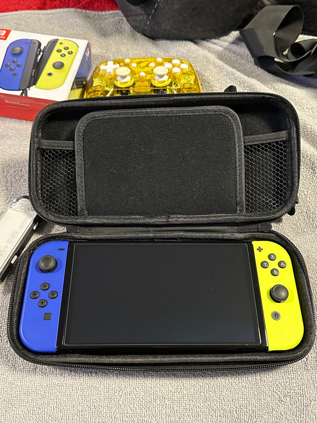 Mint Switch OLED package  in Nintendo Switch in Kingston - Image 2