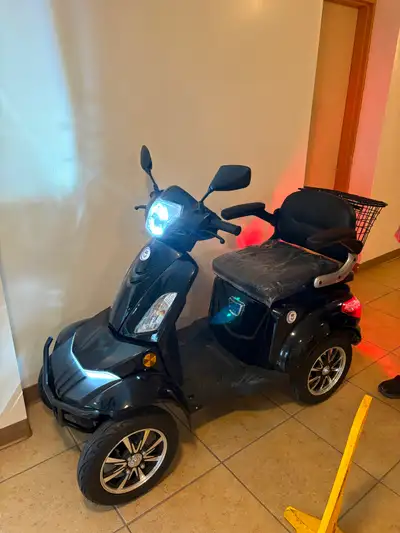 60V Eclipse EV Nebula 4 Wheel Mobility Scooter - Black, View more