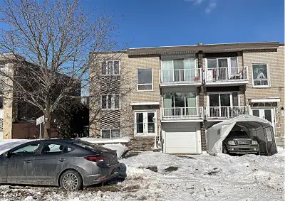 Disponible maintenant! 3 chambres à coucher 1 salle de bain