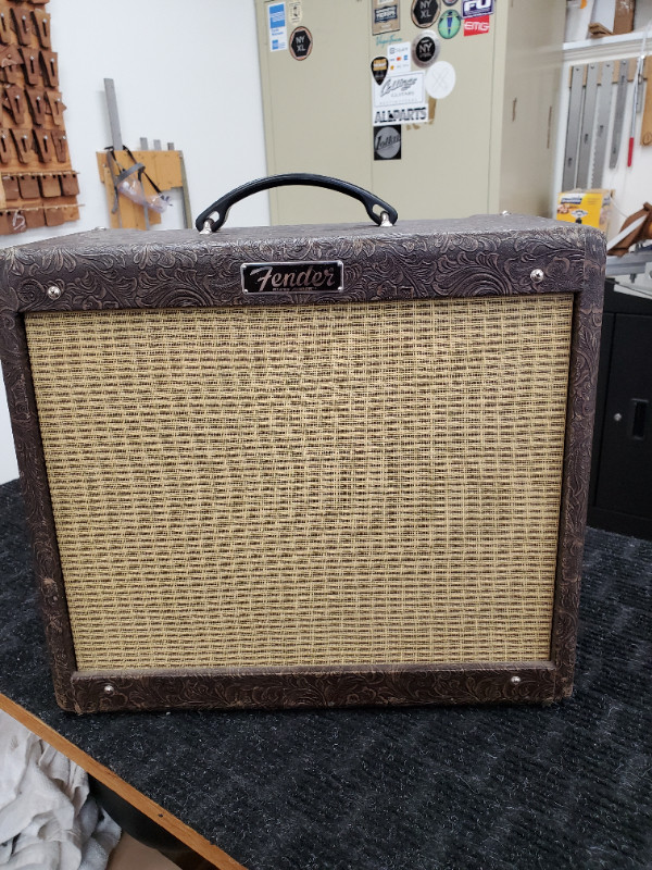 Fender Limited Edition Blues Jr III Western in Amps & Pedals in Saint John