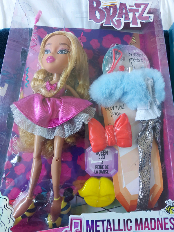Bratz dolls birthday Cloe and Raya 60 each in Toys & Games in Calgary