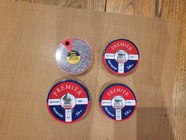 Collection of Airgun pellets and accessories in Other in Oakville / Halton Region - Image 2