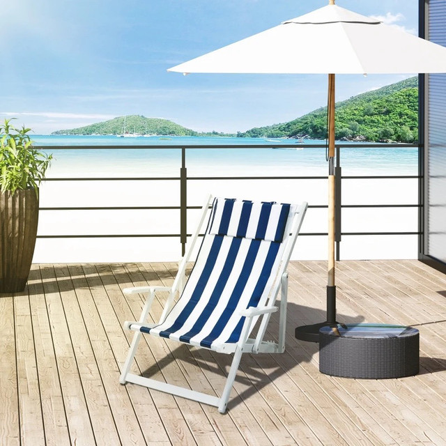 Outdoor Folding Sun Lounger, Patio Beach Recliner, 3-level Adjus in Patio & Garden Furniture in Markham / York Region