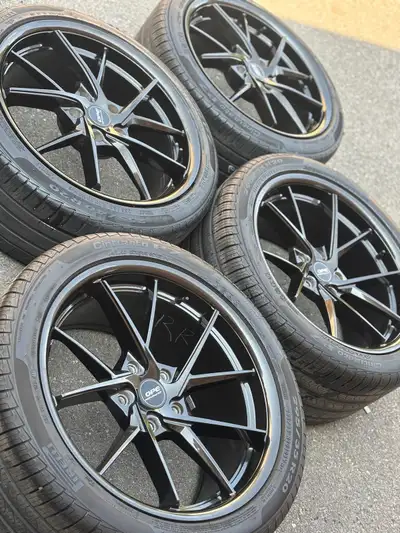 20”OPE FF04 staggered(5x130)+Pirelli A/S+TPMS-Porsche PANAMERA Set of used 20" OPE FF04 wheels with...