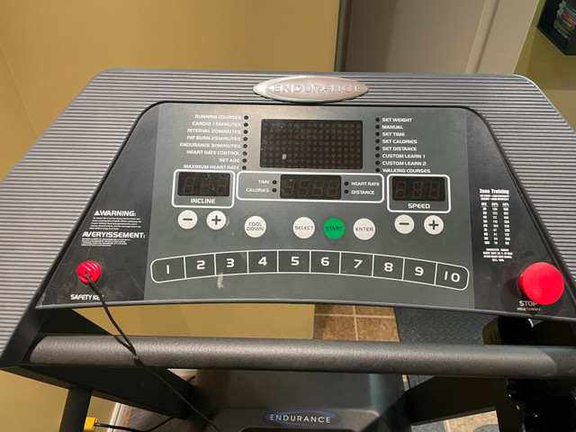 Commerical grade treadmill in Exercise Equipment in Windsor Region - Image 3