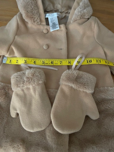 Toddler Coat with Mittens - 3T in Kids & Youth in Ottawa - Image 3