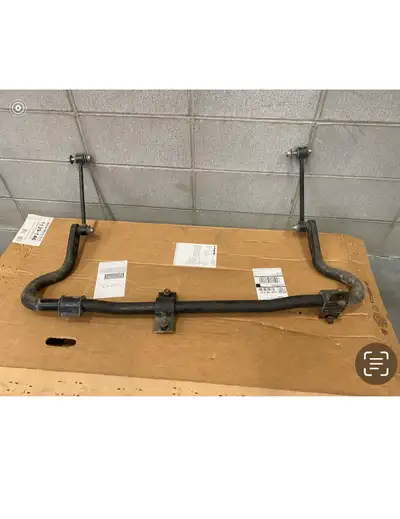Feed wood 2015 RV original Front Swaybar F53 classic $198 Pick up at Millwood area