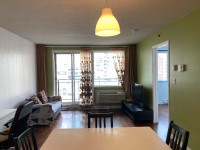 Downtown(Bell Center) One bedroom condo for rent-furnished