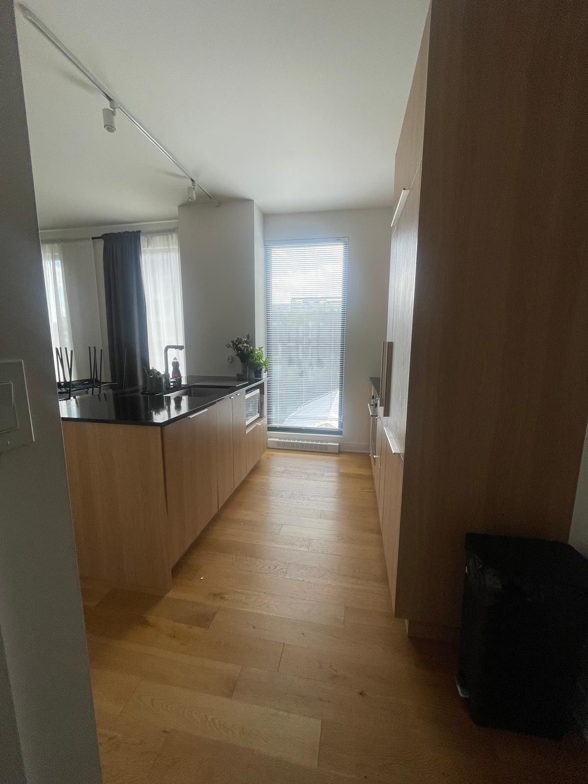 CESSION DE BAIL – Condo 1 chambre 3 1/2 Disponible le 30 Sept — photo 2